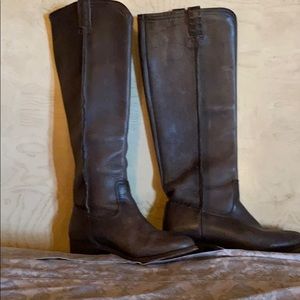 Grey frye boot size 7